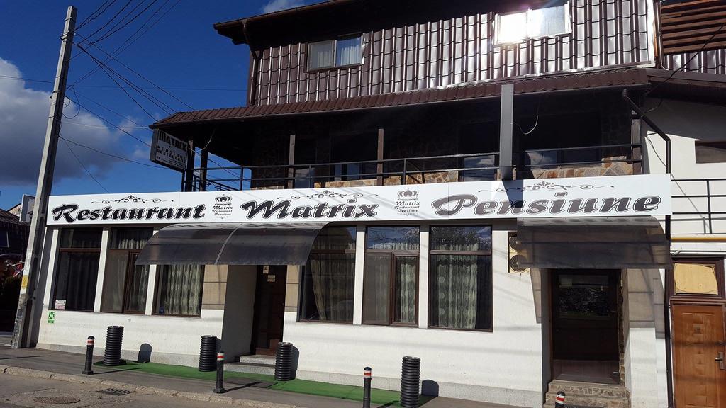 Pensiune Matrix Curtea de Argeş Exterior foto